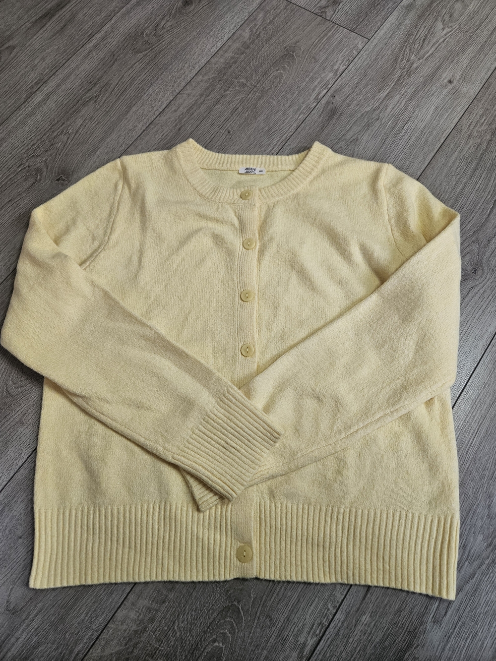 Ardene Women's Pale Yellow Button Front Knit Cardigan Sweater Size M🔥